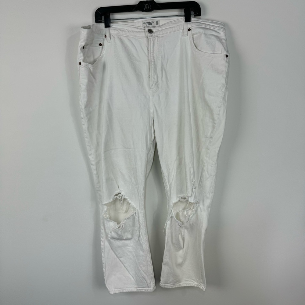 Abercrombie & Fitch The Ankle Straight Ultra High Rise Curve Love White Jeans